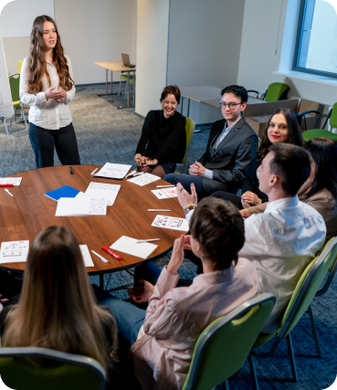 workshop-led-by-a-woman